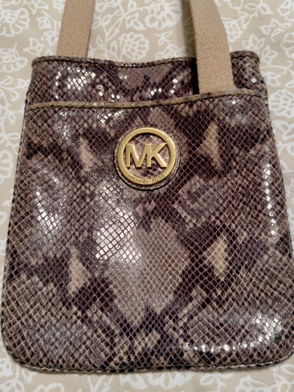 MICHAEL KORS  Fulton Logo Snake Print Crossbody Messenger Bag - Picture 3 of 11